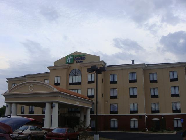 Holiday Inn Express Hotel & Suites Newport South By Ihg Екстериор снимка