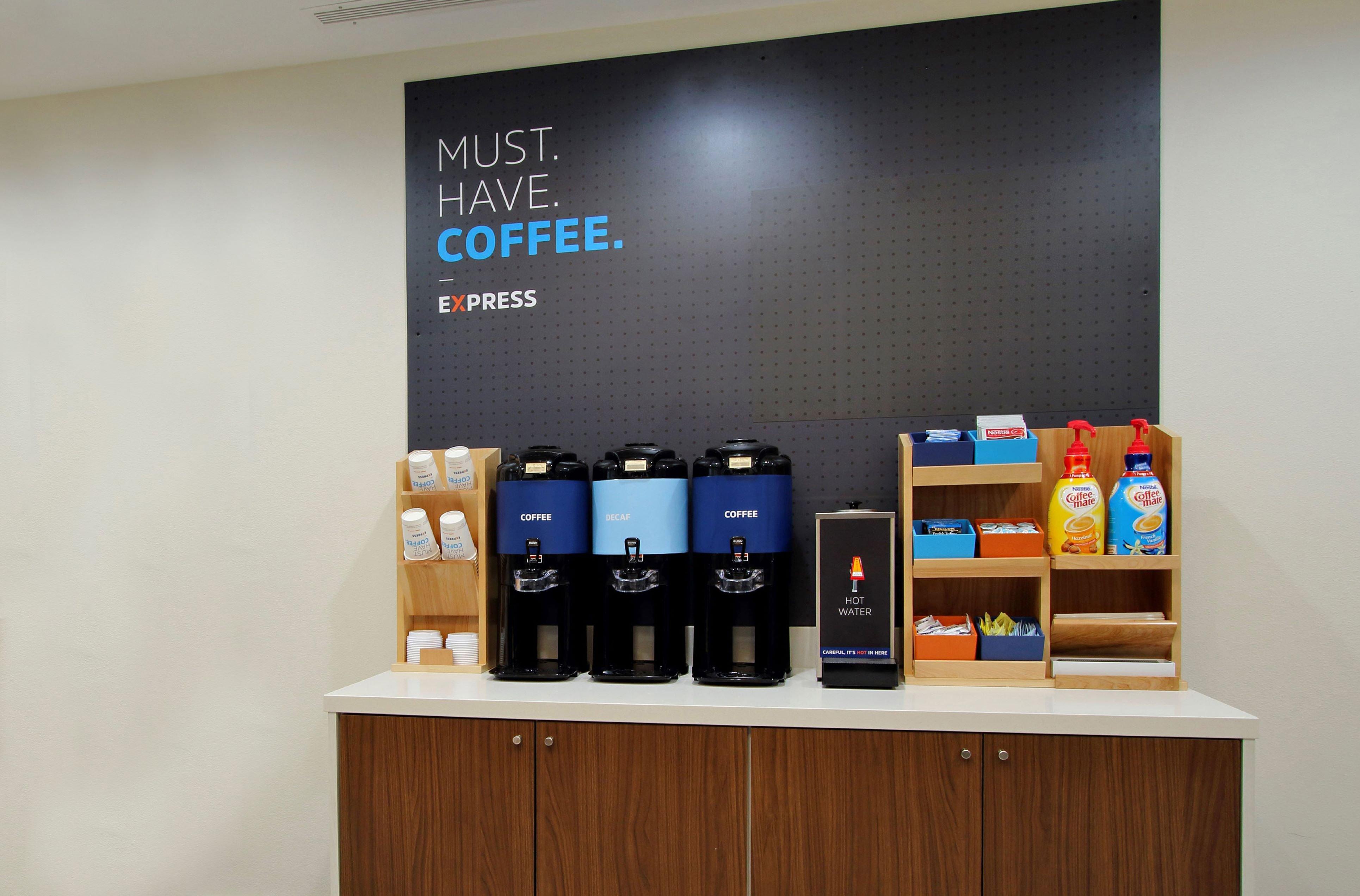 Holiday Inn Express Hotel & Suites Newport South By Ihg Екстериор снимка