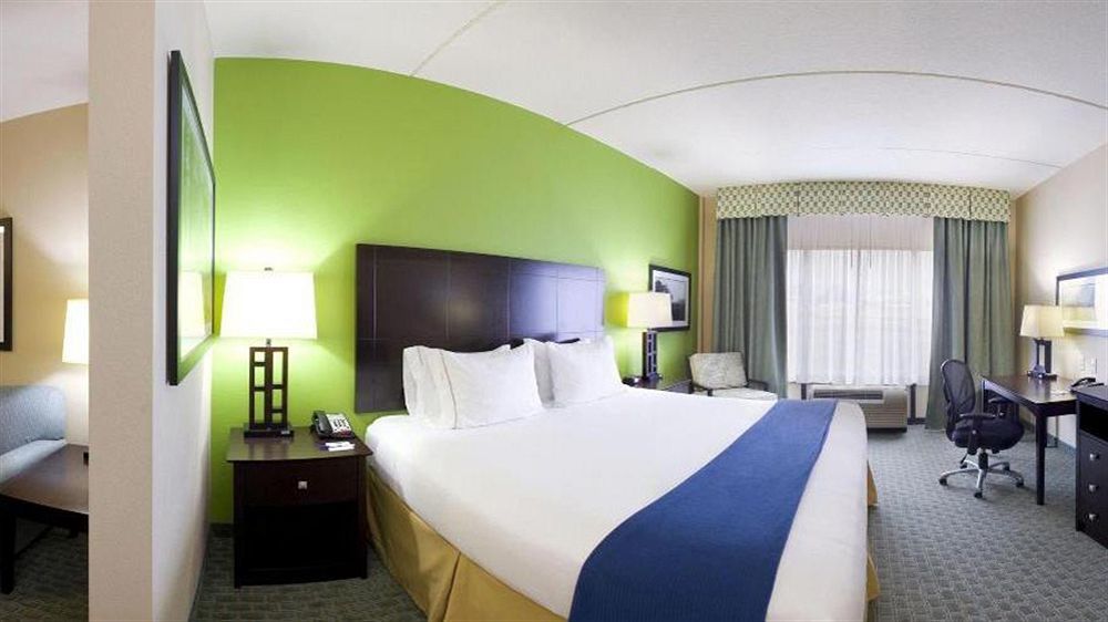 Holiday Inn Express Hotel & Suites Newport South By Ihg Екстериор снимка